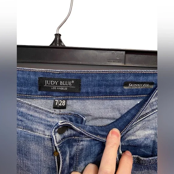 Womens Judy Blue Los Angeles Light Blue Jeans Skinny Fit Size 7/28 Cotton Blend‎ - Picture 3 of 3